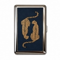 No. 01 LEO Kartenetui aus Metall mit goldenen Leoparden auf blauem Grund