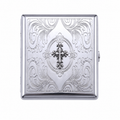 CHROMA 01 RELIC Kartenetui aus verchromtem Metall mit geprägtem Relief