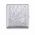 CHROMA 05 ARABESQUE Kartenetui aus verchromtem Metall mit Rankenmotiv